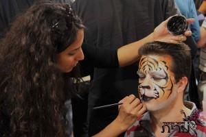 איפור נמר למבוגרים